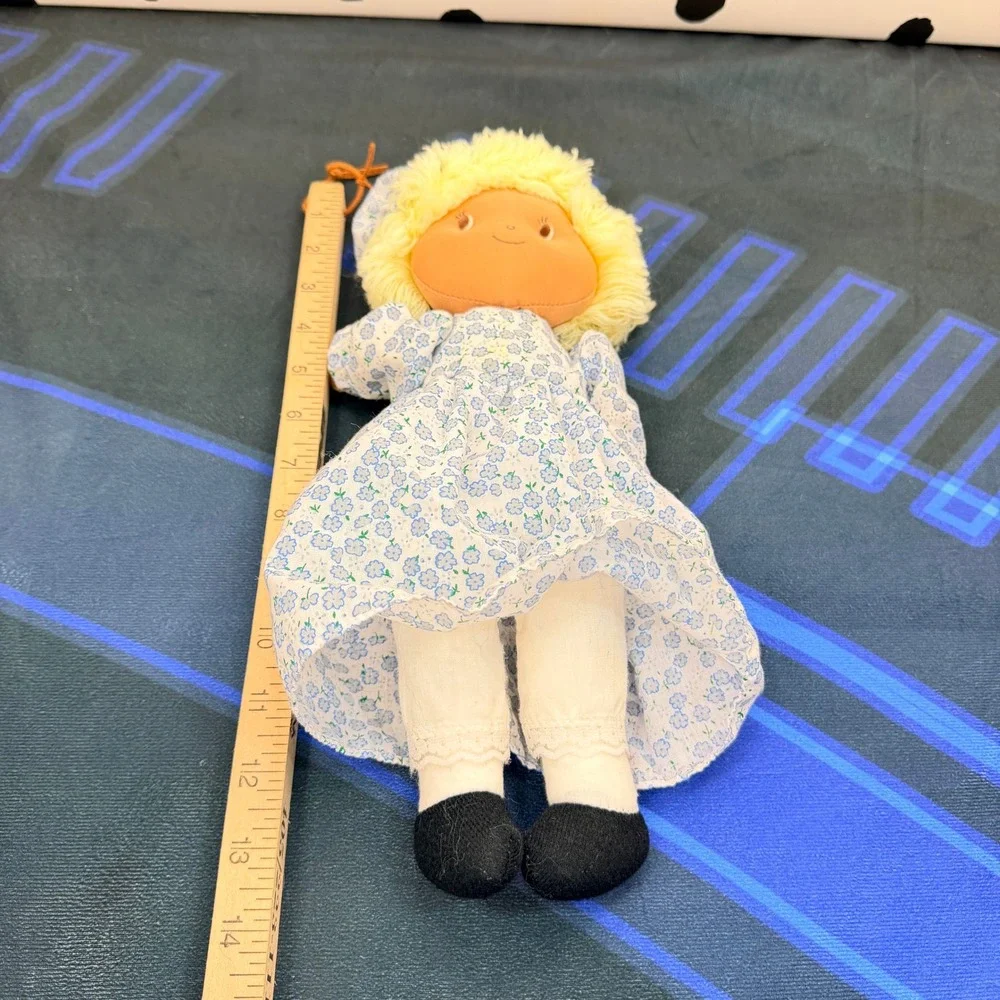 Vintage Kamar Inc Cloth Rag Doll Calico Blue Calico Dress Bonnet Blonde Yarn 13